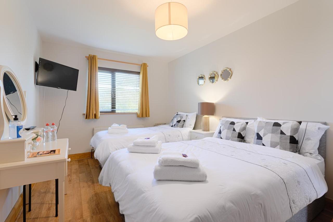 Beach Lodge Barna  Kültér fotó